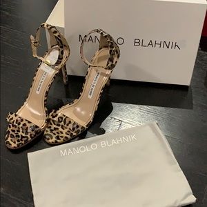 Brand new manolo blahnik heels!